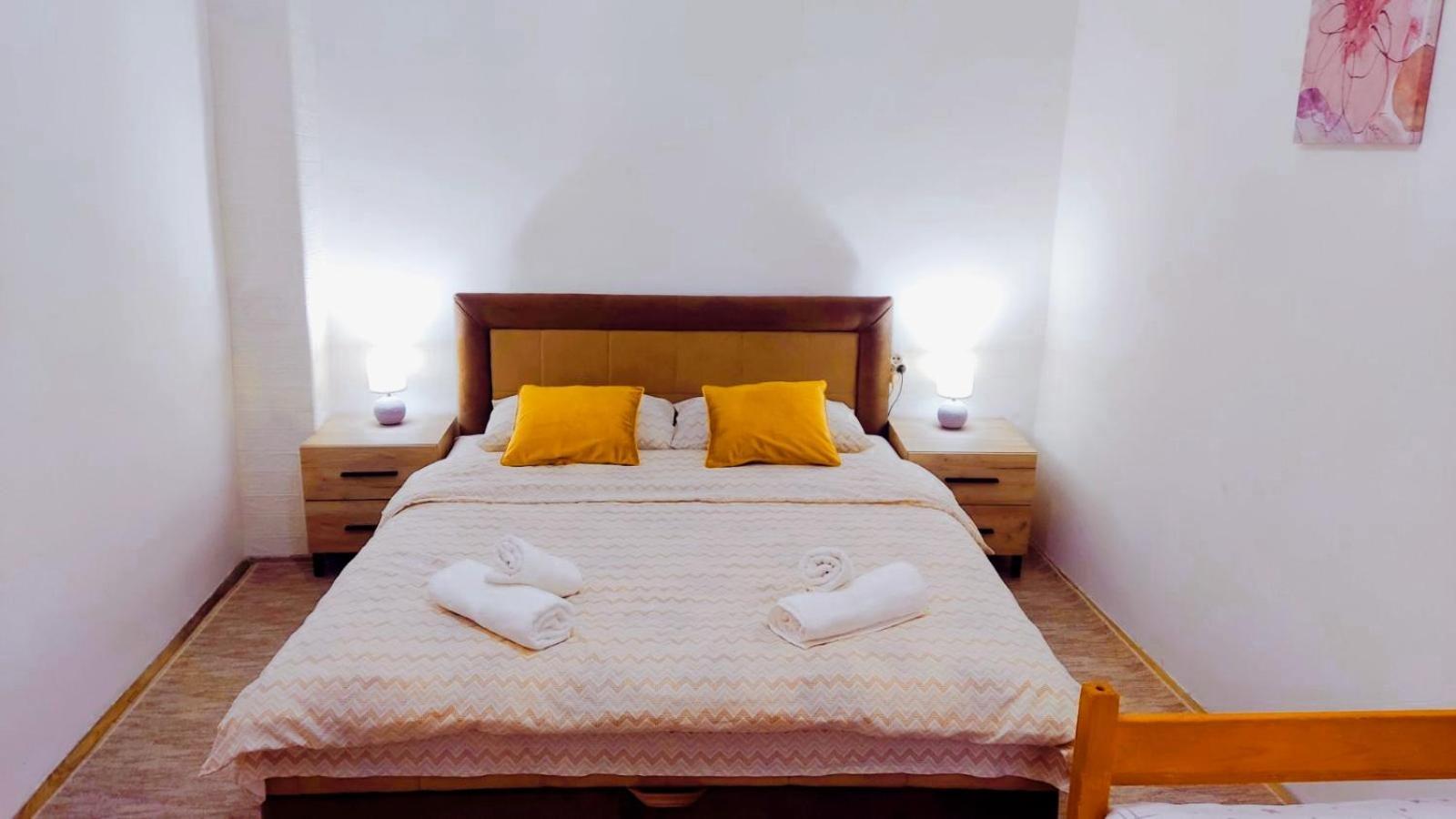 Apartman Kutak Πίροτ Εξωτερικό φωτογραφία