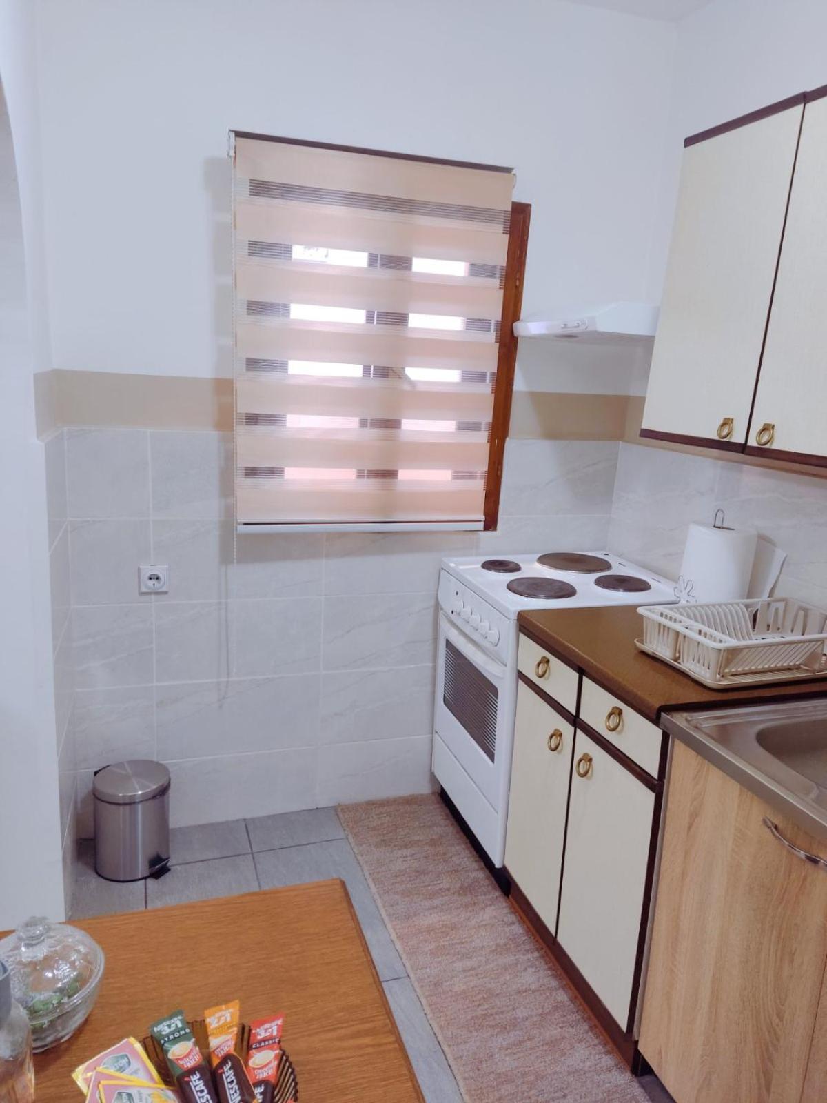 Apartman Kutak Πίροτ Εξωτερικό φωτογραφία