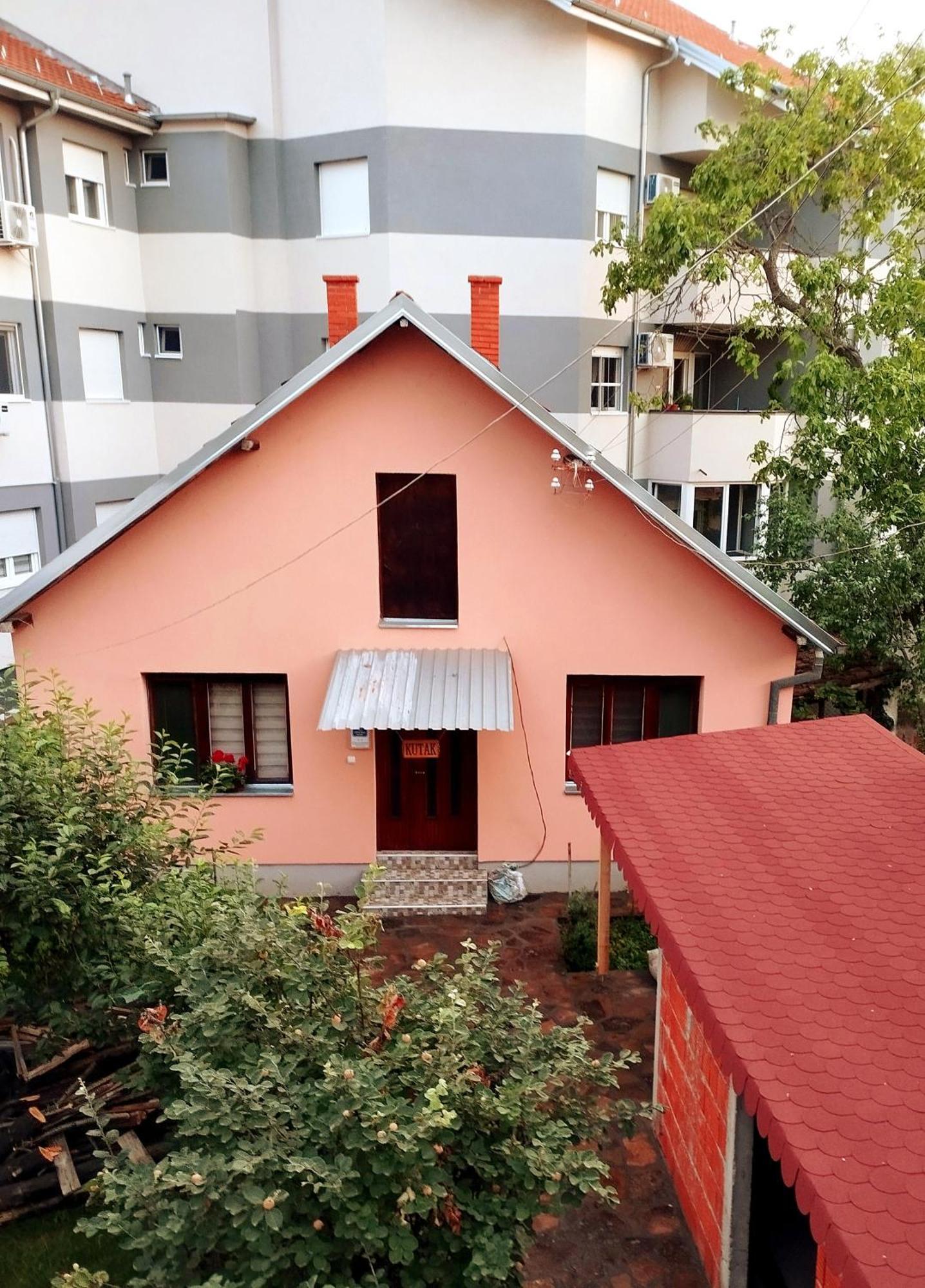 Apartman Kutak Πίροτ Εξωτερικό φωτογραφία